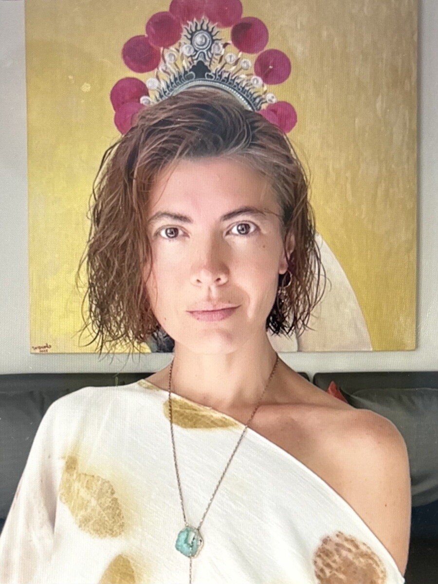 Nivisha, SenseBook author